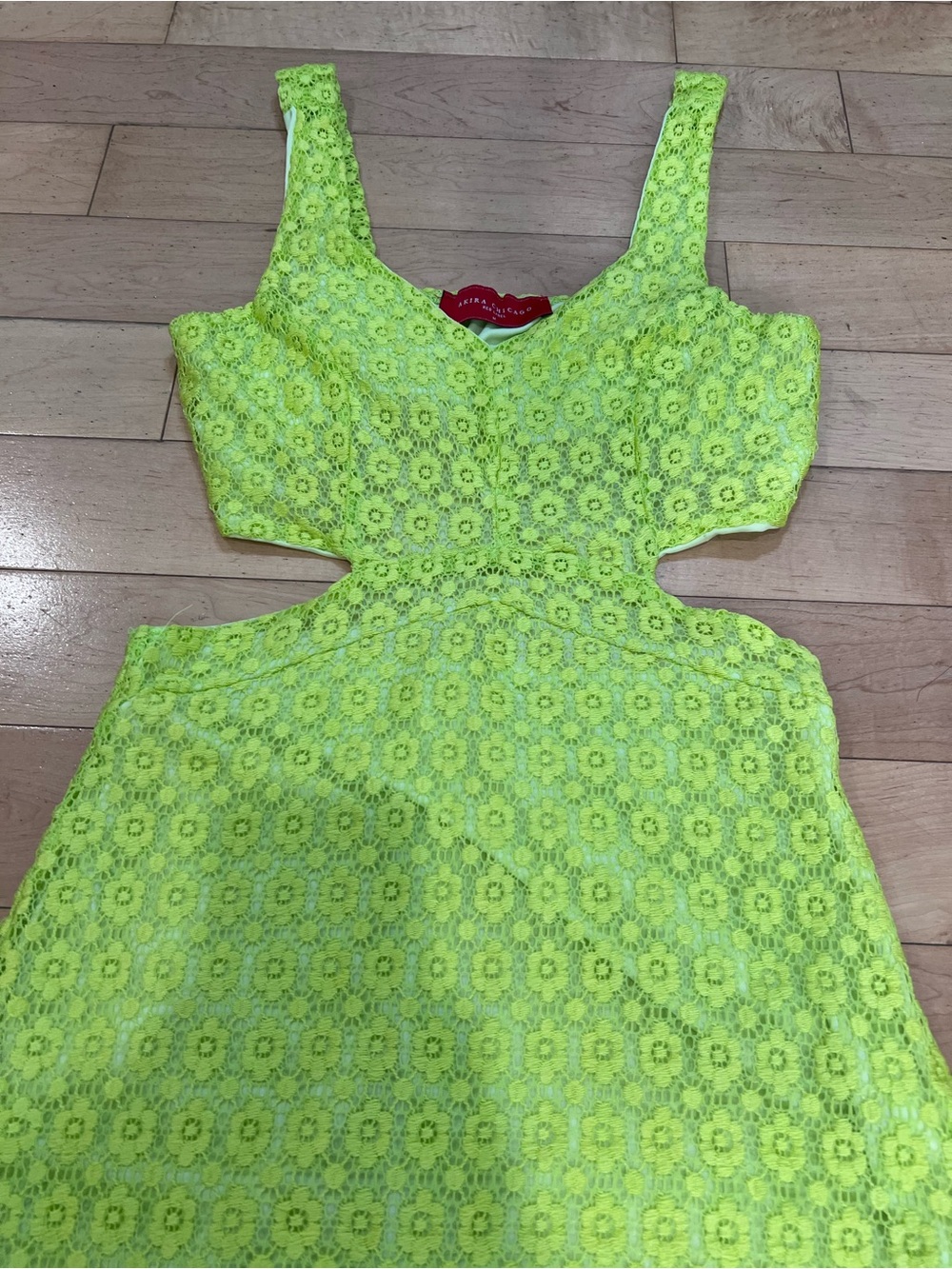 Akira Chicago Red Label Women's Medium Neon Lime Green Floral Lace Cutout Sheath - Picture 10 of 13